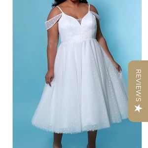 Sydney’s Closet retro style ivory wedding dress, NWT